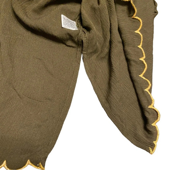 Umgee Floral Embroidered Wrap Shawl Topper - Picture 5 of 9